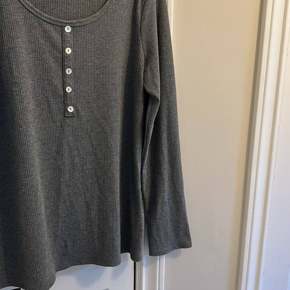 Vanilla Bay,  long sleeve, Henley - Picture 5 of 6